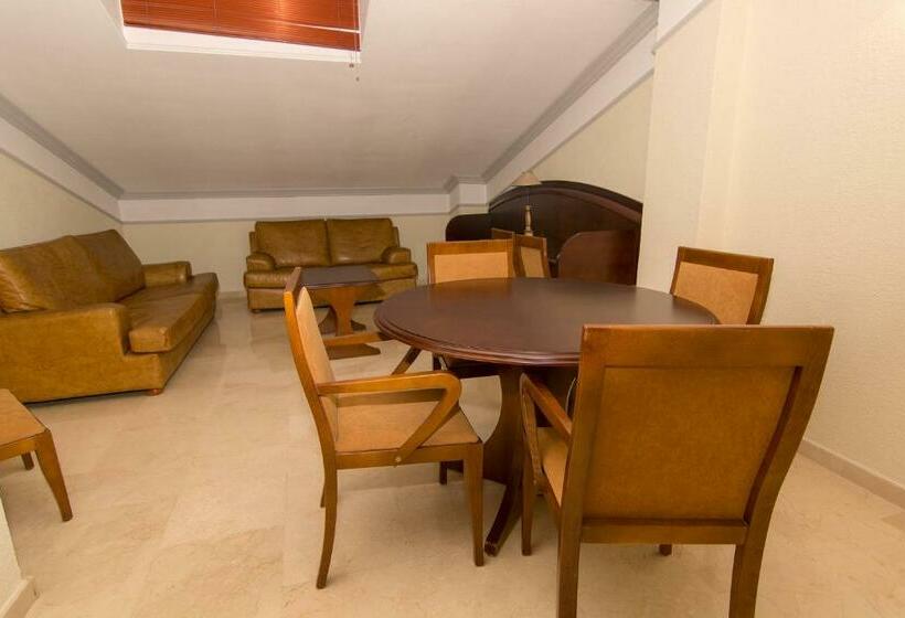 اتاق سوپریور, San Antonio