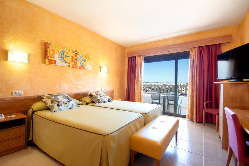 Номер Стандарт, Servigroup La Zenia