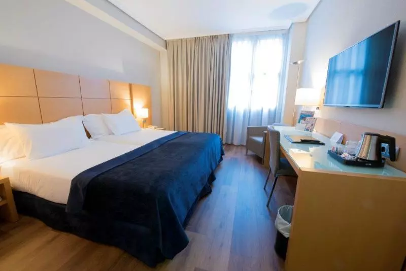 اتاق استاندارد, Silken Ciudad De Vitoria