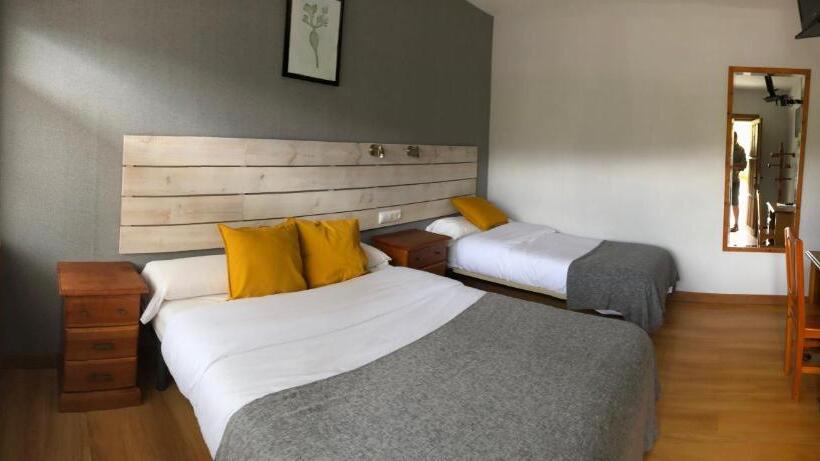 اتاق استاندارد سه نفره, Torrecerredo