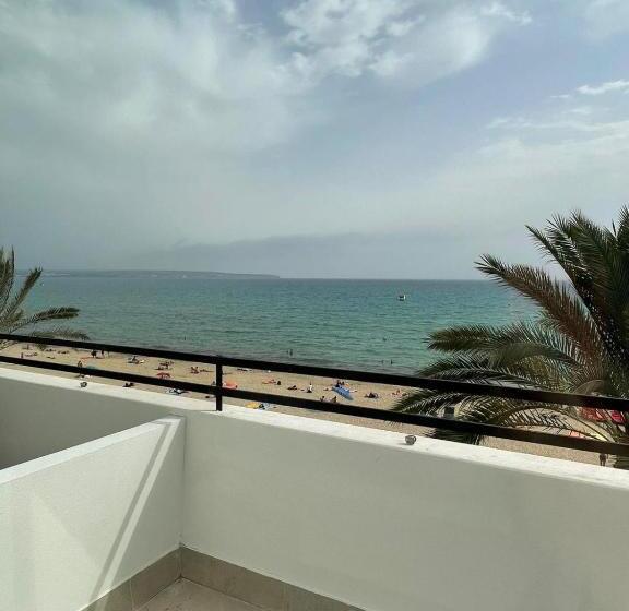 اتاق لوکس با بالکن و چشمانداز دریا, Palma Beach Affiliated by Fergus - Adults Only
