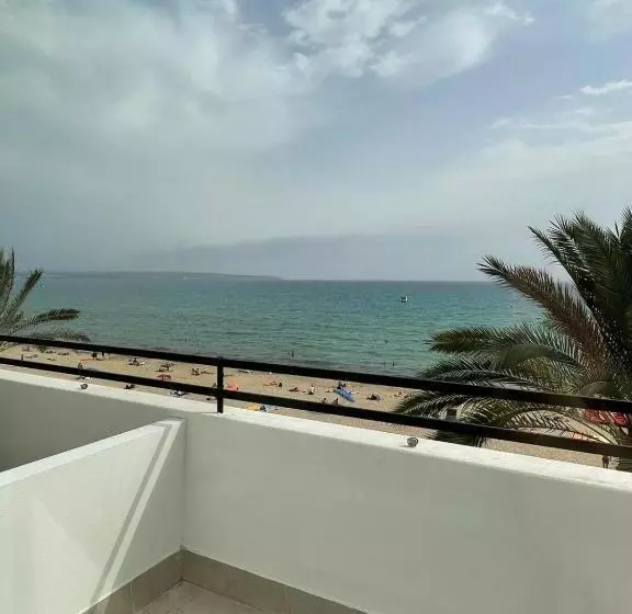اتاق لوکس با بالکن و چشم‌انداز دریا, Palma Beach Affiliated by Fergus - Adults Only