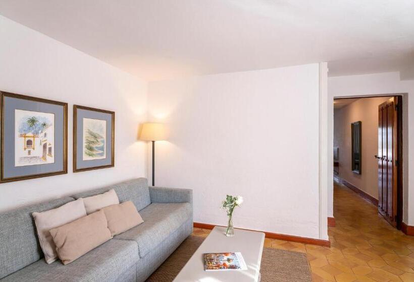 Полулюкс, Parador De Mojacar