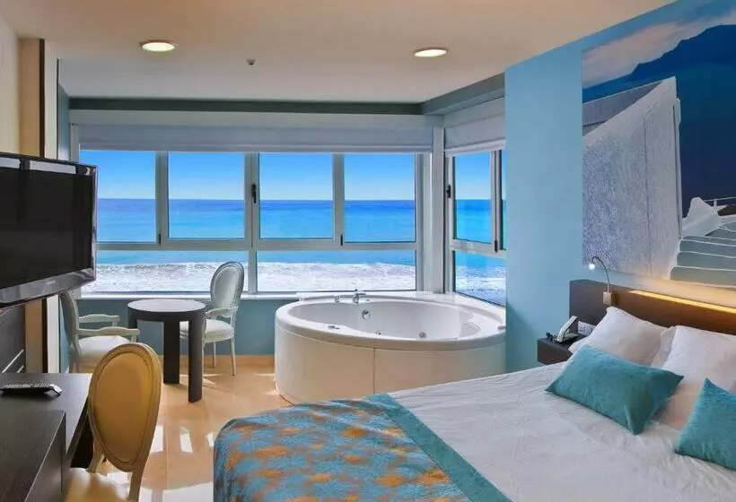 חדר סטנדרט עם ג'קוזי ונוף לים, Villa del Mar