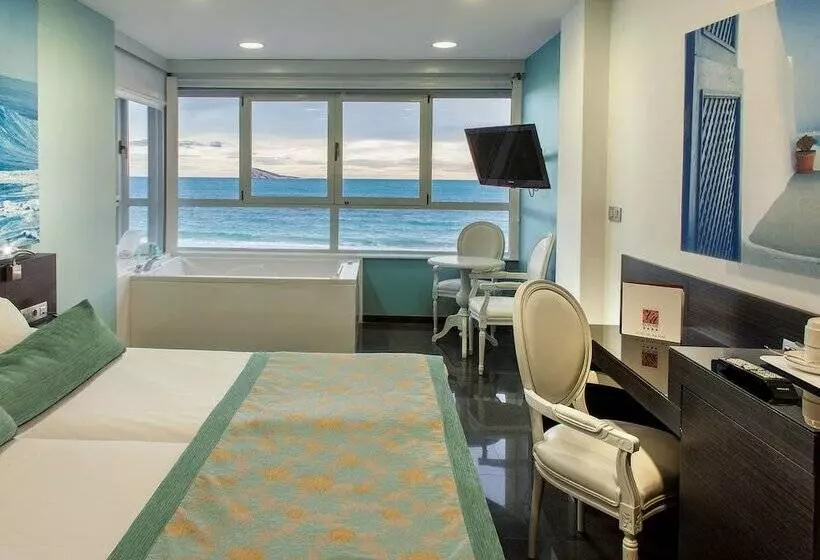 חדר סטנדרט עם ג'קוזי ונוף לים, Villa del Mar