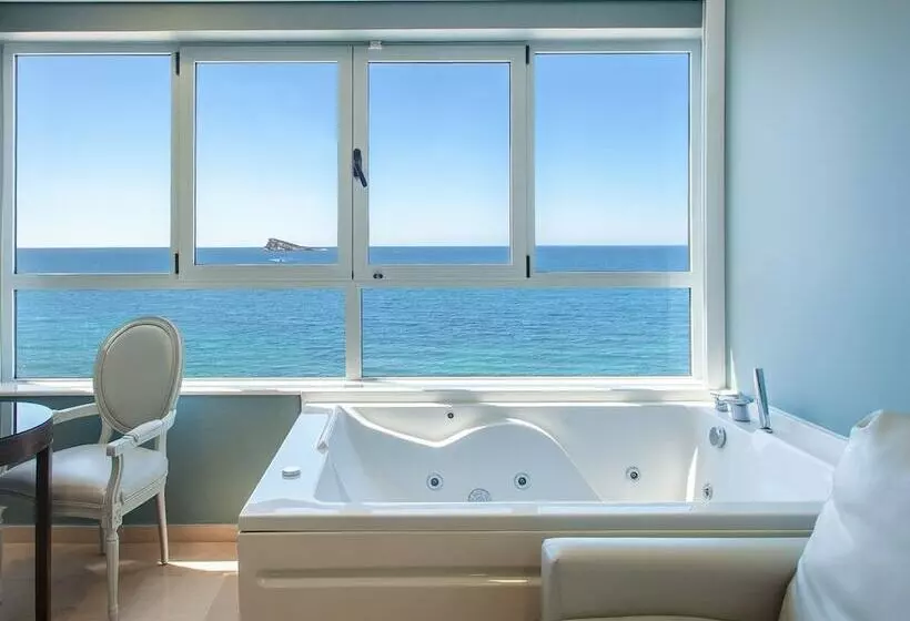 חדר סטנדרט עם ג'קוזי ונוף לים, Villa del Mar
