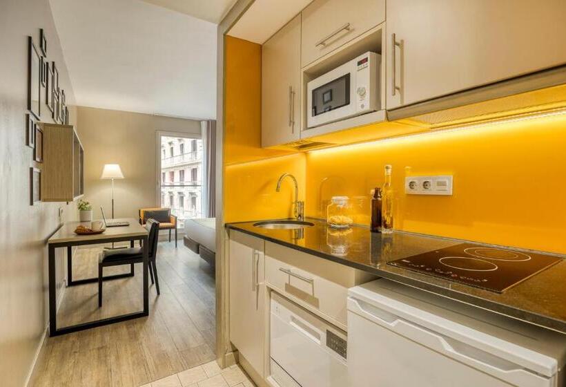 استودیوی استاندارد, Citadines Ramblas Barcelona