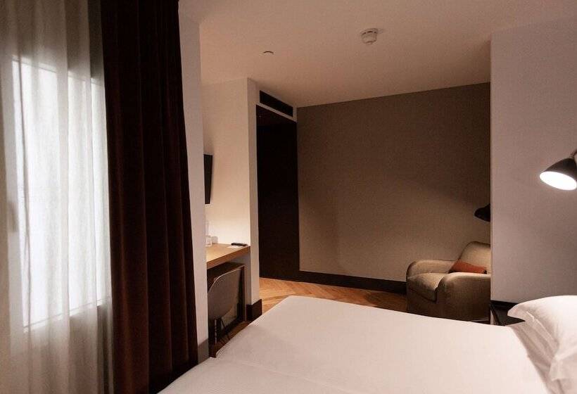 Chambre Standard, Alexandra Barcelona Hotel, Curio Collection By Hilton