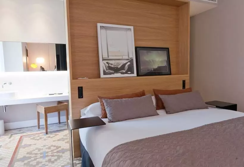 سوییت جونیور, Alexandra Barcelona Hotel, Curio Collection By Hilton