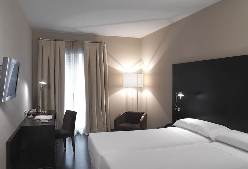 Chambre Supérieure, Alexandra Barcelona Hotel, Curio Collection By Hilton