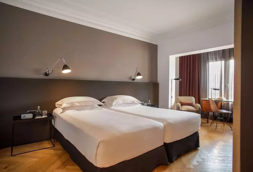 اتاق استاندارد, Alexandra Barcelona Hotel, Curio Collection By Hilton
