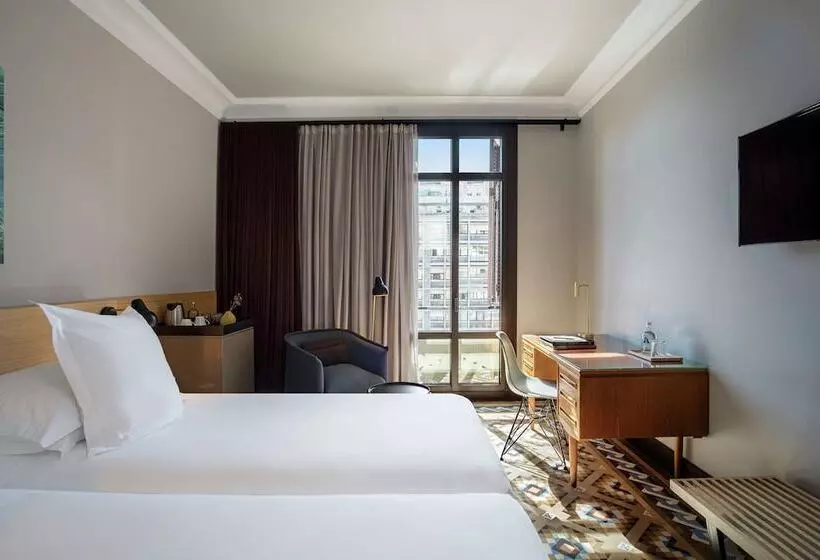 اتاق استاندارد, Alexandra Barcelona Hotel, Curio Collection By Hilton