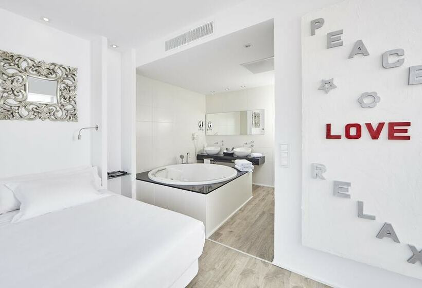 سوییت جونیور با چشمانداز استخر, Astoria Playa Adults Only 4 Sup