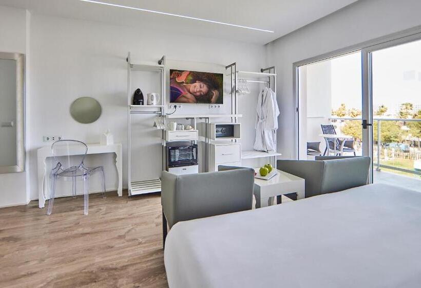 اتاق لوکس با وان آب گرم, Astoria Playa Adults Only 4 Sup