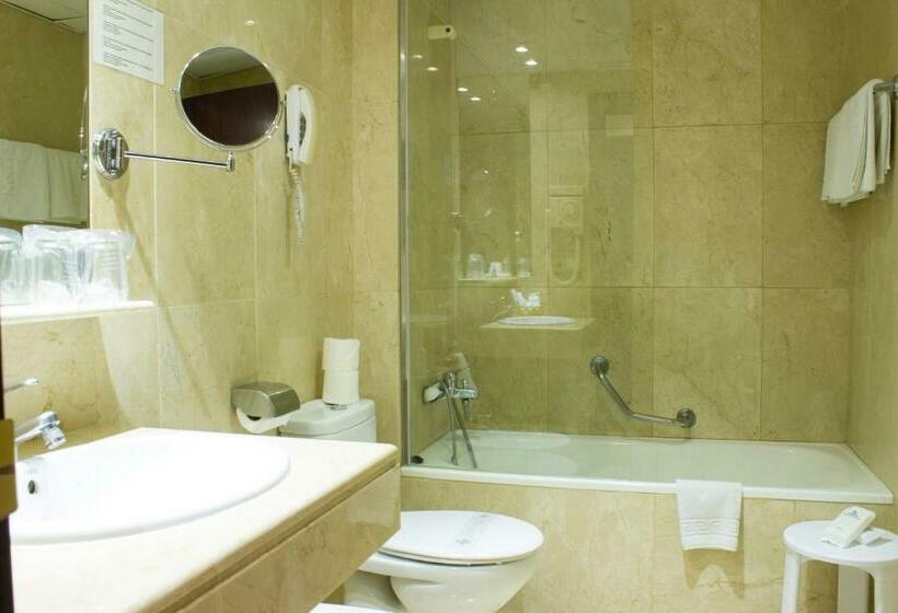 חדר אקונומי, Atlantis