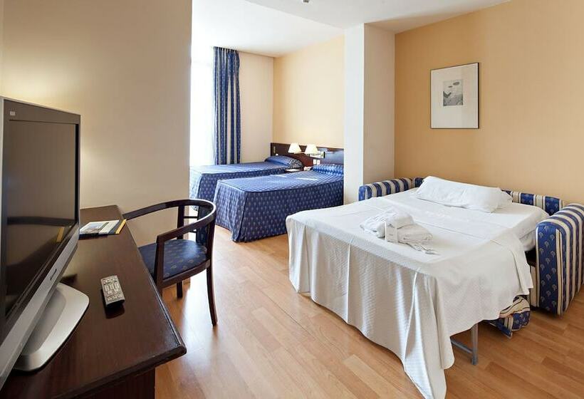 חדר סופריור, Atlantis