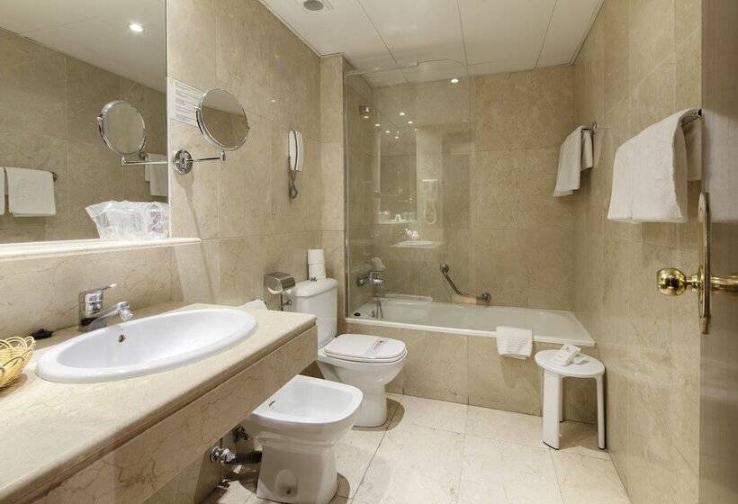 חדר סופריור, Atlantis