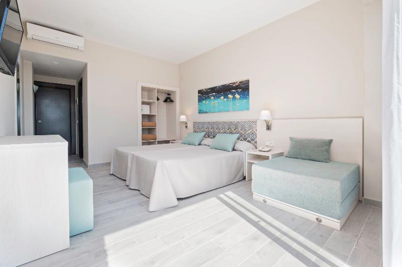 Номер Стандарт, Azuline Hotel Llevant