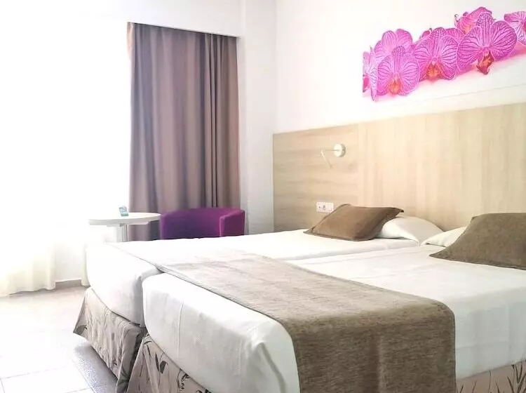 اتاق استاندارد با بالکن و چشم‌انداز دریا, Bahia Principe Escape Coral Playa - Adults Only