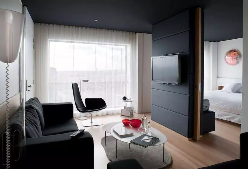 Suite, Barcelo Sants