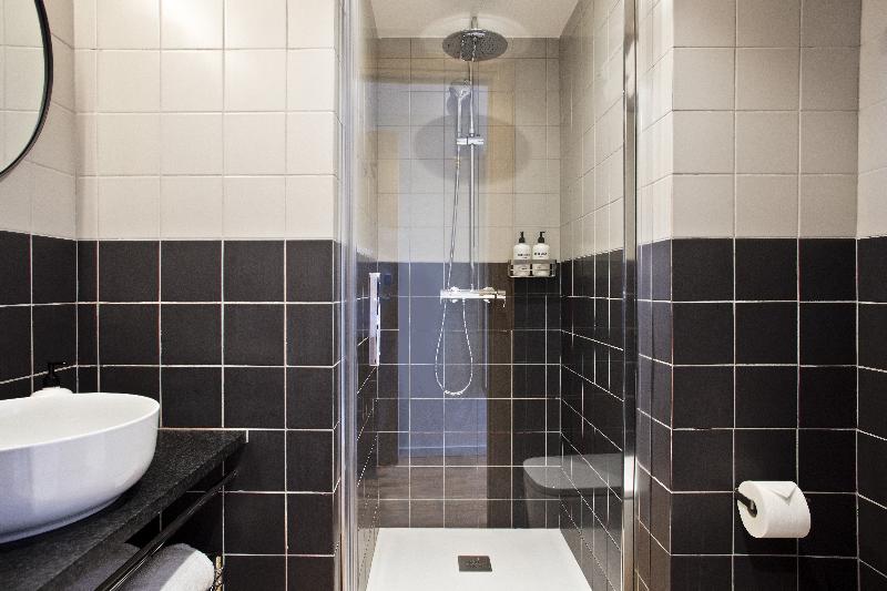 Номер Стандарт, Brick Barcelona