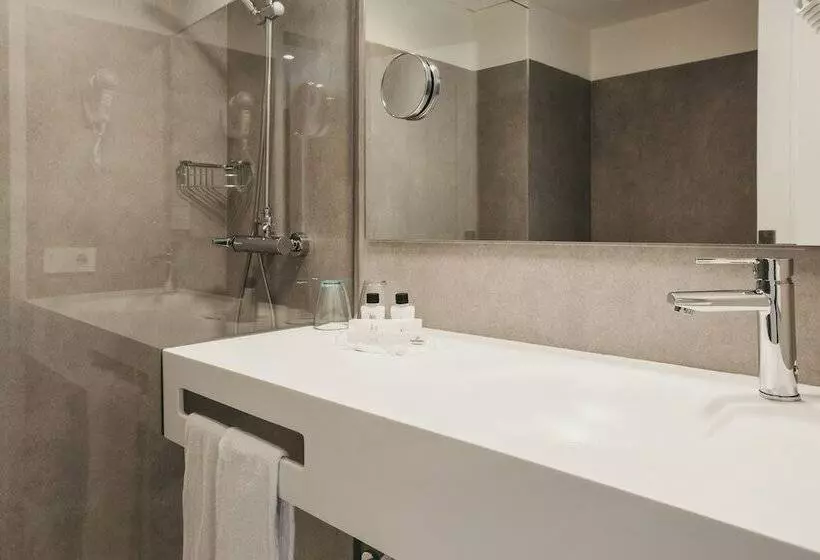 オーシャンビュースタンダードルーム, Minura Cala Galdana & Apartamentos D Aljandar