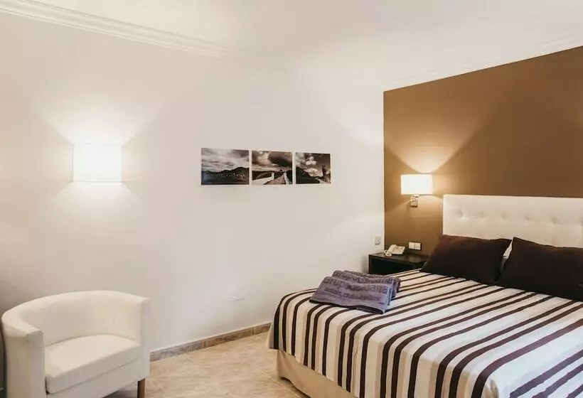 ファミリールーム, Minura Cala Galdana & Apartamentos D Aljandar