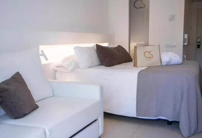 اتاق استاندارد با چشم‌انداز کوهستان, Cala Saona & Spa