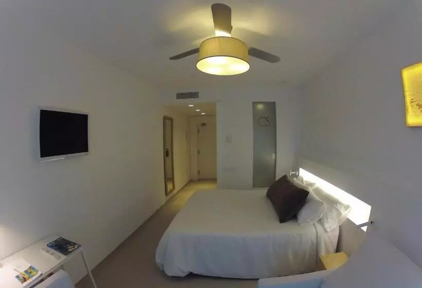 اتاق استاندارد با چشم‌انداز کوهستان, Cala Saona & Spa