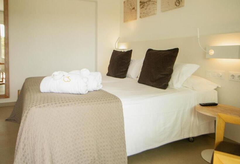 标准房带园景, Cala Saona & Spa