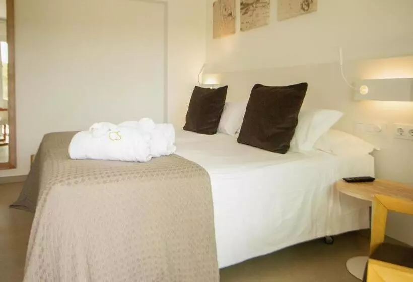 اتاق استاندارد با چشم‌انداز باغ, Cala Saona & Spa