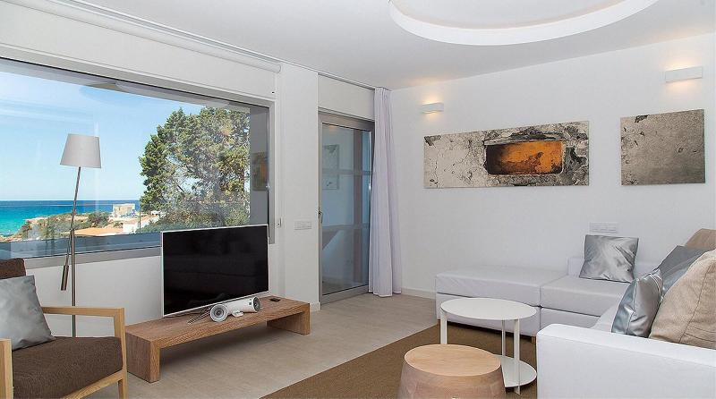 סוויטה נוף לים, Cala Saona & Spa