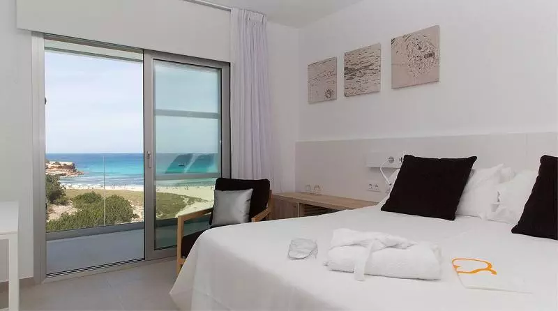 اتاق استاندارد با چشم‌انداز دریا, Cala Saona & Spa