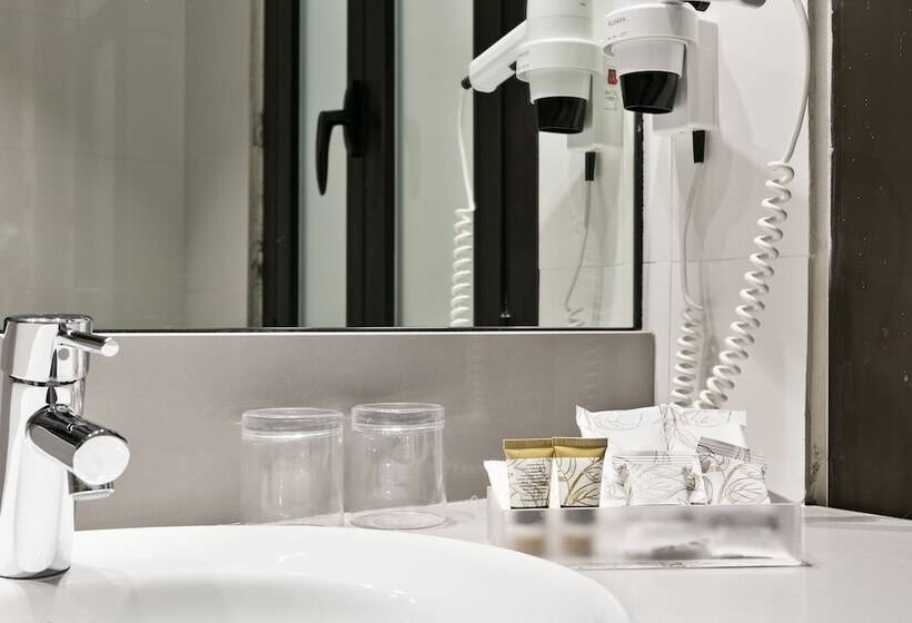 Номер Стандарт Трехместный, California