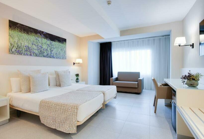 スタンダードトリプルルーム, Calipolis