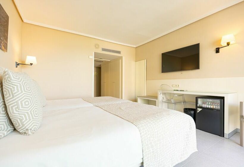 Habitació Estàndard Vista Mar Lateral, Calipolis