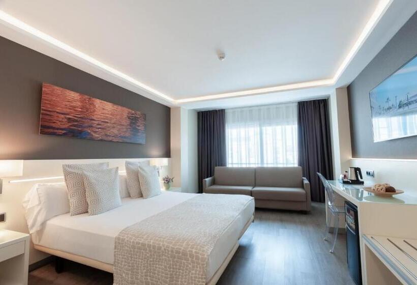 スタンダードトリプルルーム, Calipolis