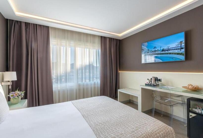 Номер Executive, Calipolis