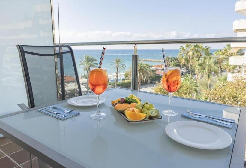 Habitació Estàndard Vista Mar Lateral, Calipolis