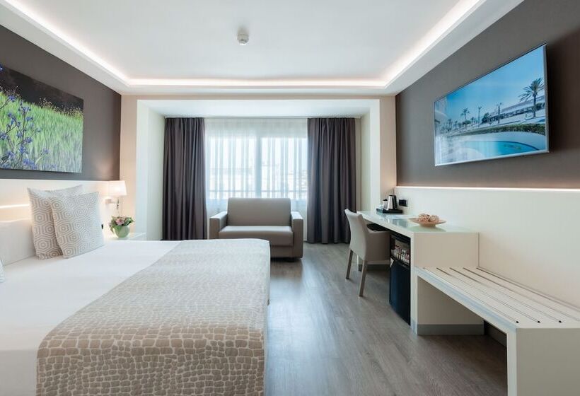 スタンダードトリプルルーム, Calipolis