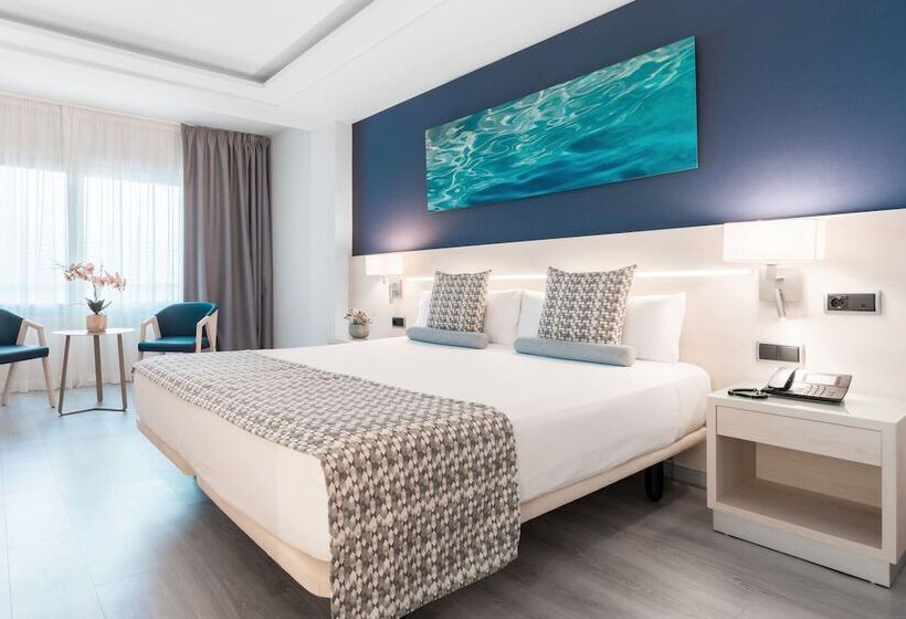 Habitació Triple Estàndard, Calipolis