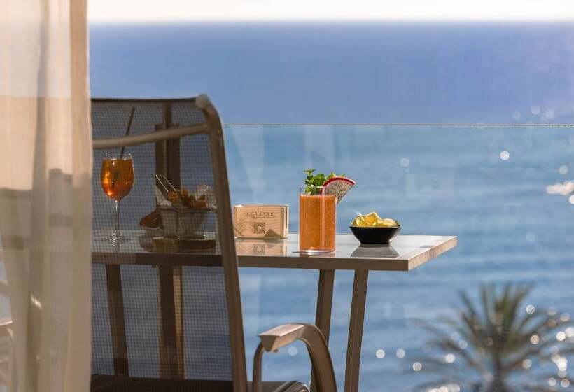 サイドシービュージュニアスイート, Calipolis