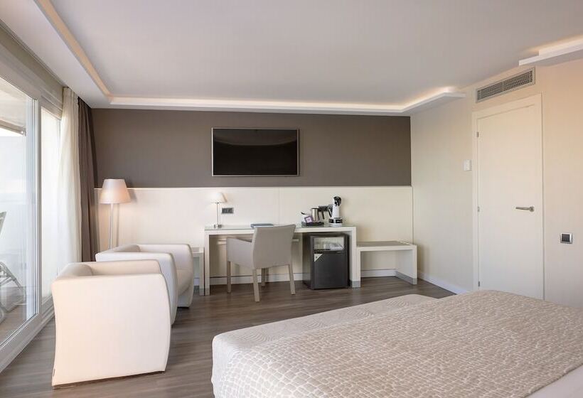 サイドシービュージュニアスイート, Calipolis