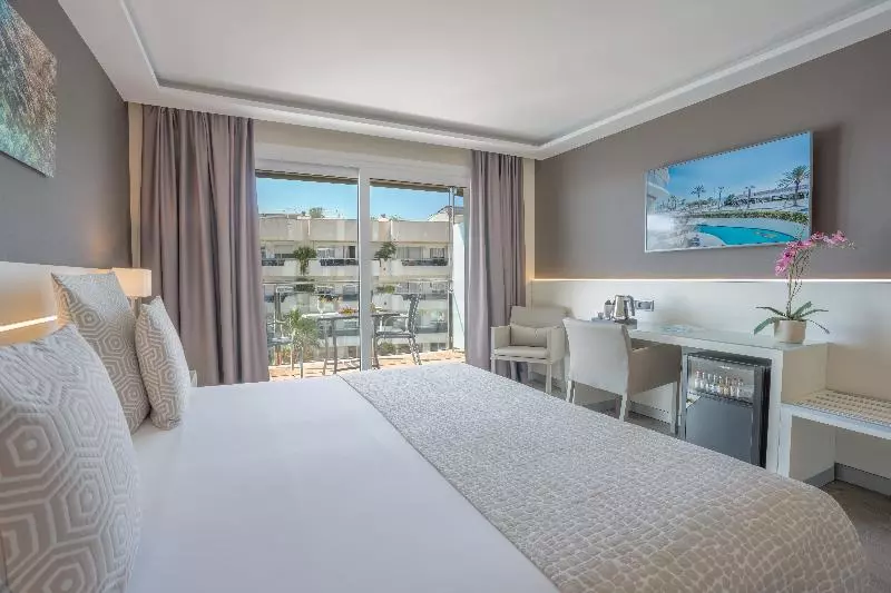 Standard Room Side Sea View, Calipolis