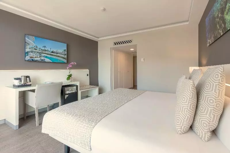 Standard Room Side Sea View, Calipolis