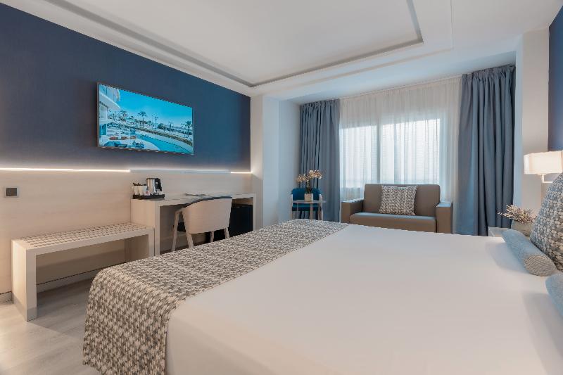 スタンダードトリプルルーム, Calipolis