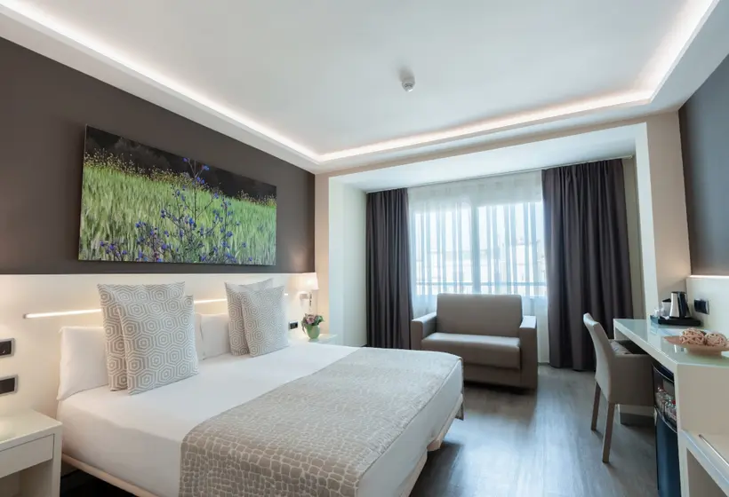 Quarto Triplo Standart, Calipolis