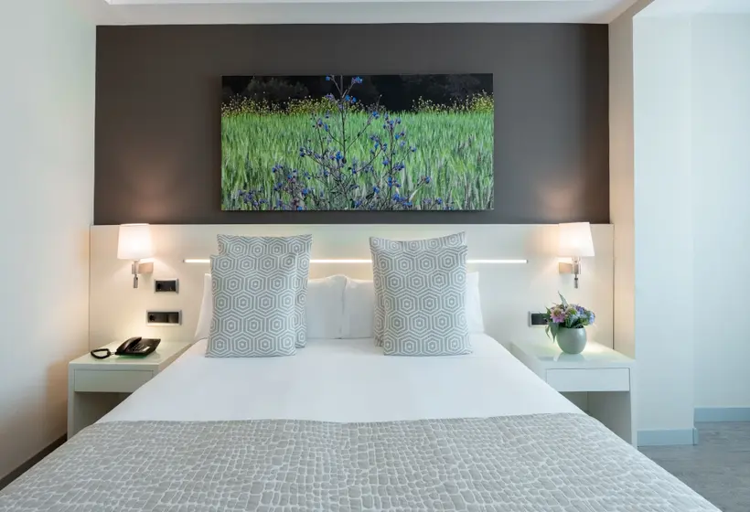 Quarto Triplo Standart, Calipolis