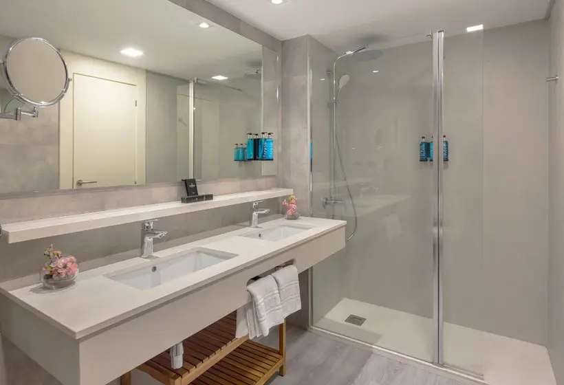 Quarto standard vista mar lateral, Calipolis