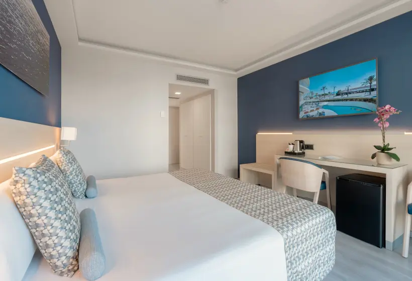 Quarto standard vista mar lateral, Calipolis